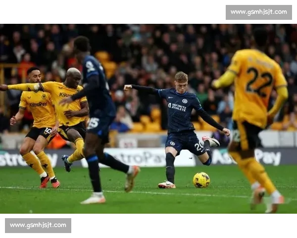 英超焦点战狼队迎战水晶宫攻防博弈主场生死较量一触即发
