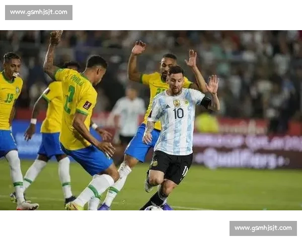 梅西领衔阿根廷今夜对决厄瓜多尔南美强强碰撞看点十足焦点战开启