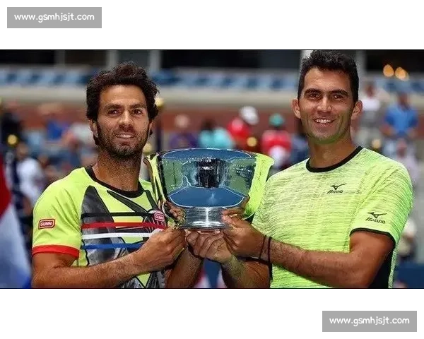 纳达尔与德尔波特罗巅峰对决见证力量与意志的网坛经典之战